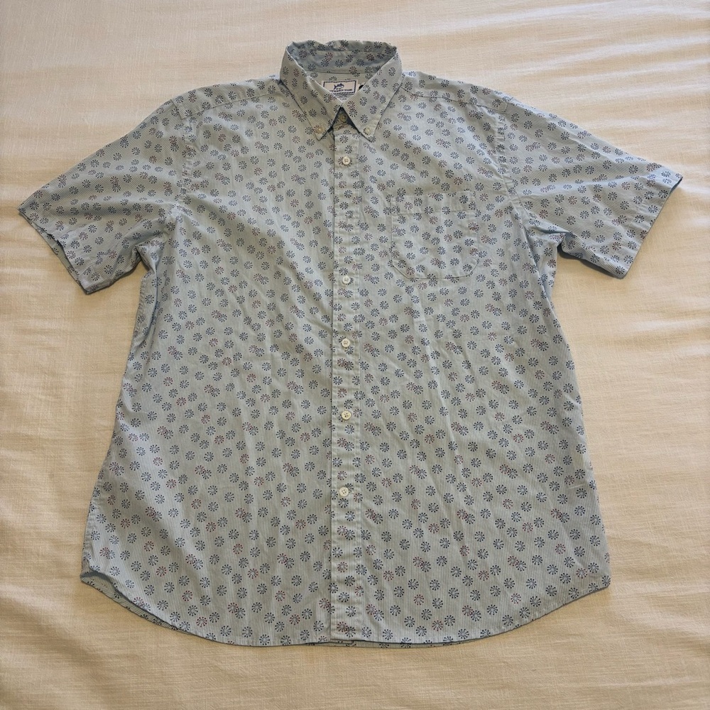 Men’s Southern Tide Classic Fit Fireworks Short Sleeve Button Down Shirt
